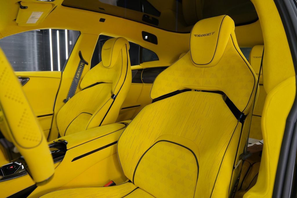 Used 2024 Ferrari Purosangue AWD/4WD image 18