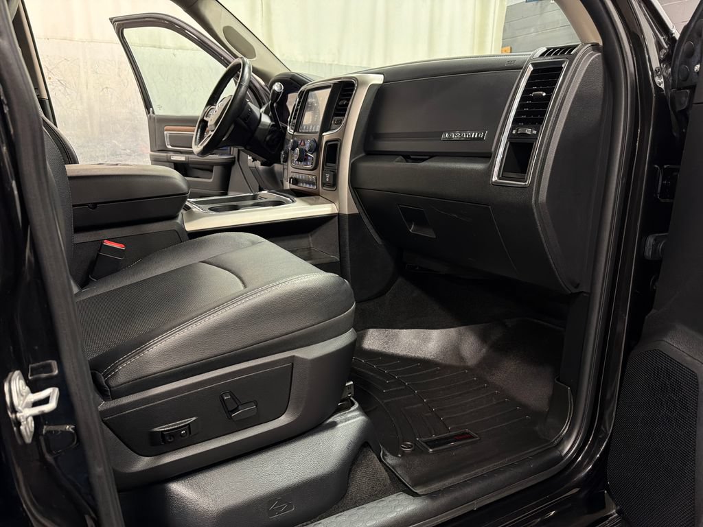 Used 2017 RAM 2500 Laramie w/ Off Road Package AWD/4WD image 19