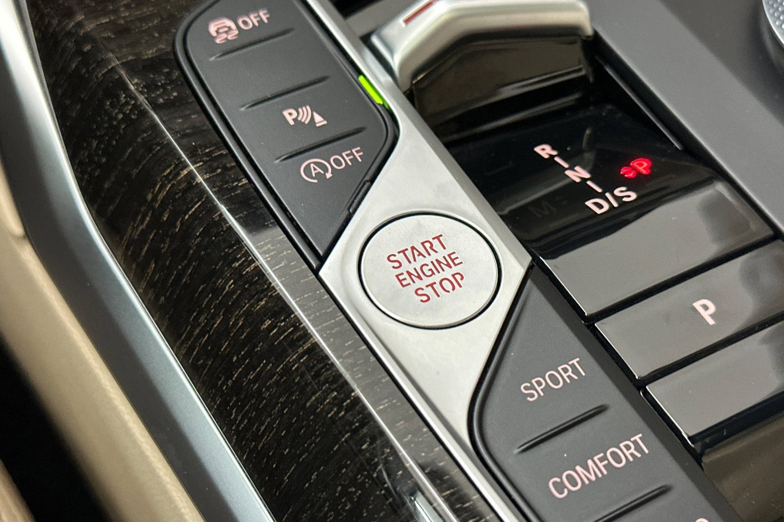 Certified 2023 BMW 330i Sedan w/ Premium Package image 32