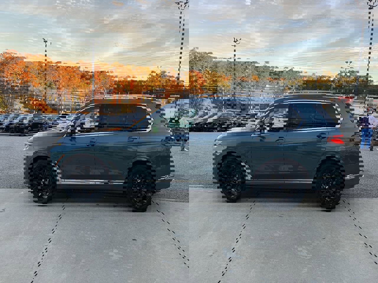 Used 2026 BMW X7 xDrive40i image 5