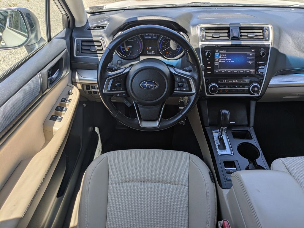 Used 2018 Subaru Outback 2.5i Premium AWD/4WD image 16