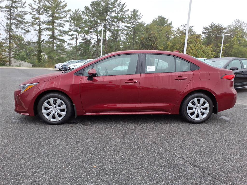 New 2026 Toyota Corolla LE FWD image 6