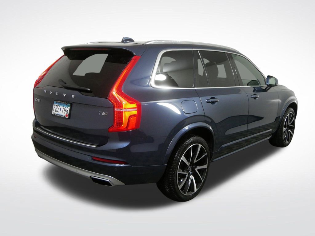 Used 2021 Volvo XC90 T6 Momentum w/ Climate Package AWD/4WD image 3