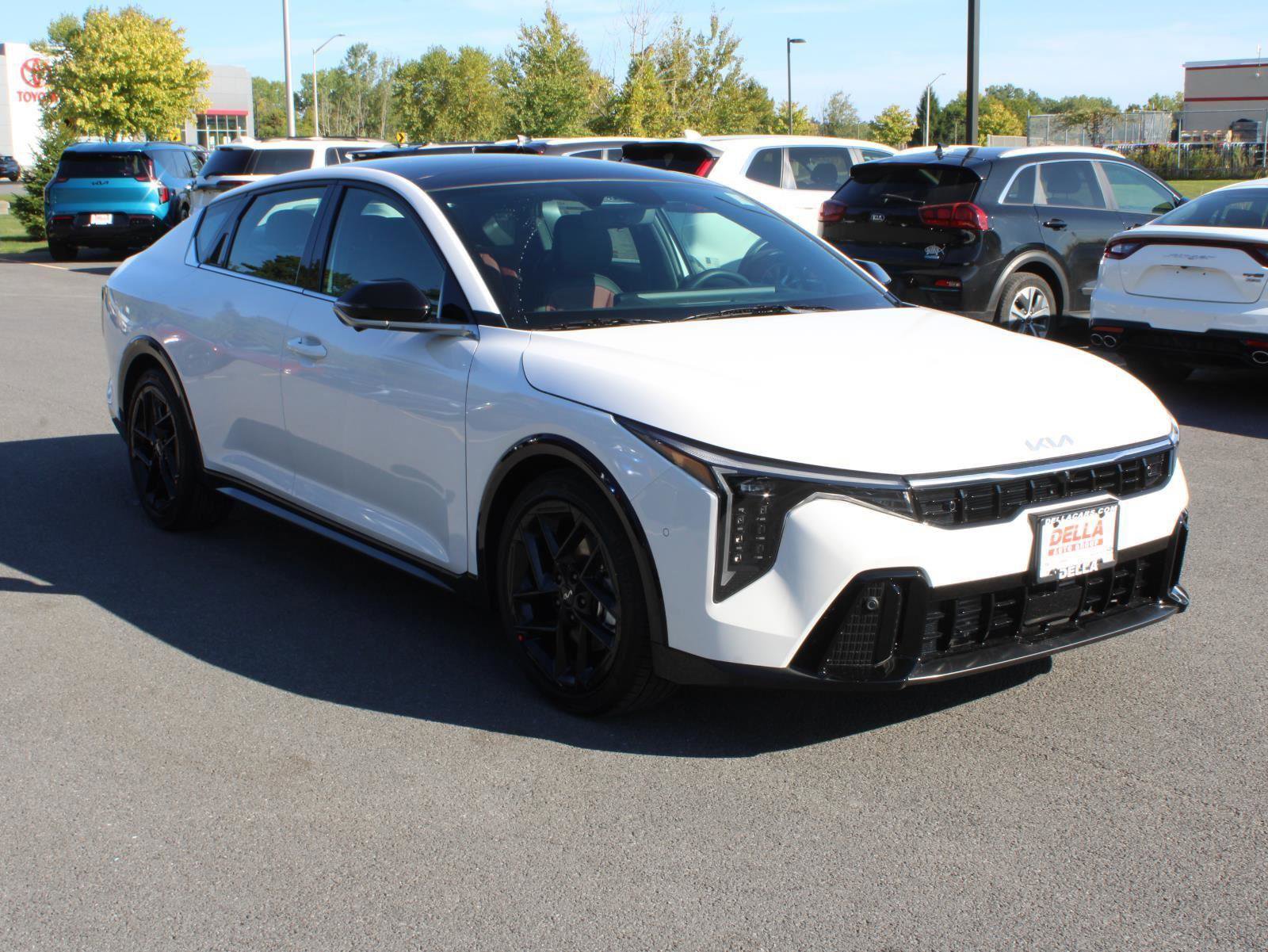 New 2025 Kia K4 GT-Line Turbo image 3