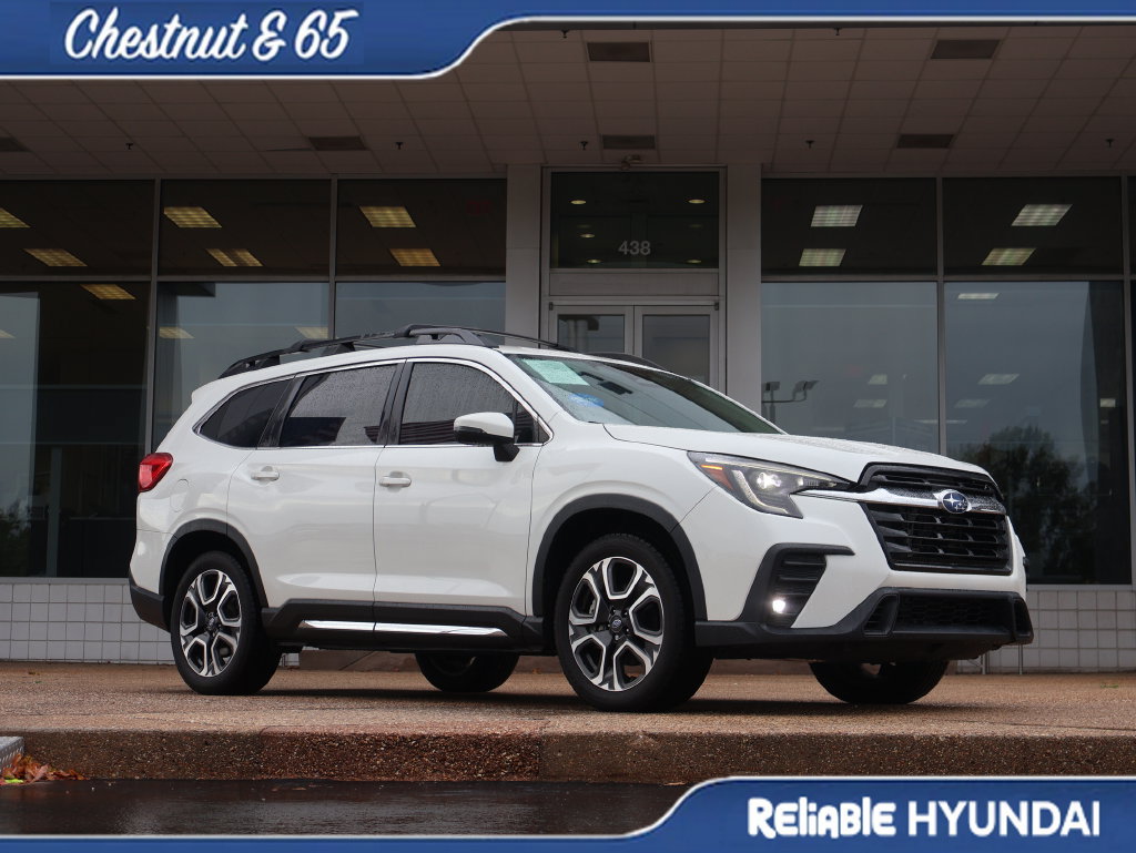 Used 2023 Subaru Ascent Limited AWD/4WD image 2