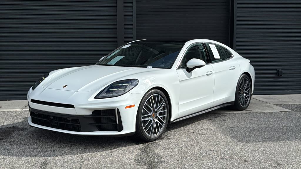 Certified 2025 Porsche Panamera image 1