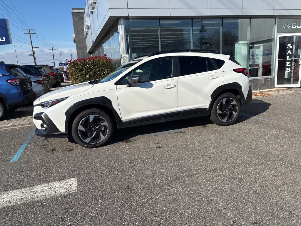 Used 2025 Subaru Crosstrek 2.5i Limited w/ Crosstrek Mirror Package image 12
