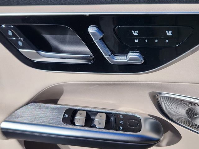 Certified 2026 Mercedes-Benz GLC 300 4MATIC image 11