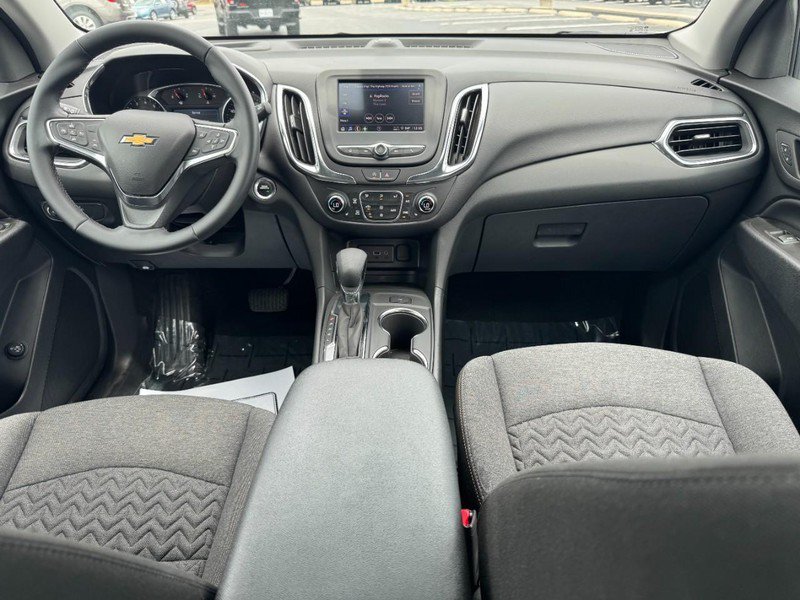 Used 2024 Chevrolet Equinox LT FWD image 11