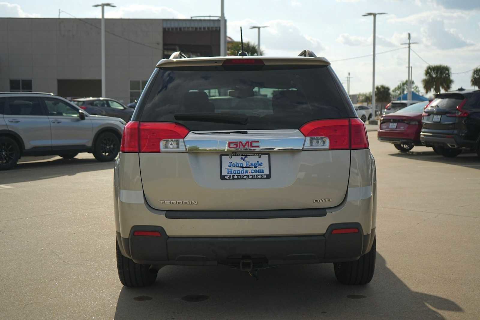 Used 2015 GMC Terrain SLE w/ Convenience Package AWD/4WD image 5