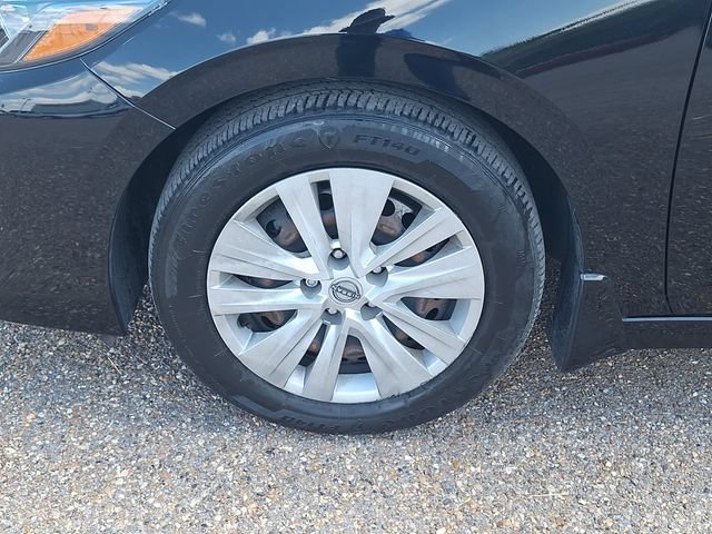Used 2024 Nissan Sentra S FWD image 16
