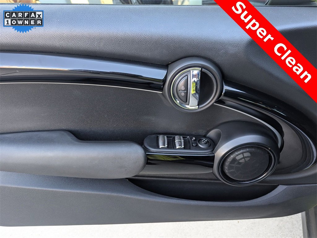 Used 2022 MINI Cooper S w/ Driver Assistance Package image 24