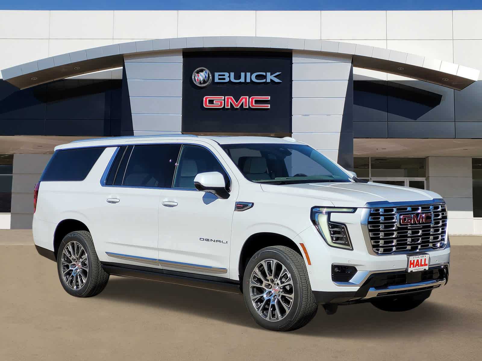 New 2026 GMC Yukon XL Denali w/ Denali Reserve Package