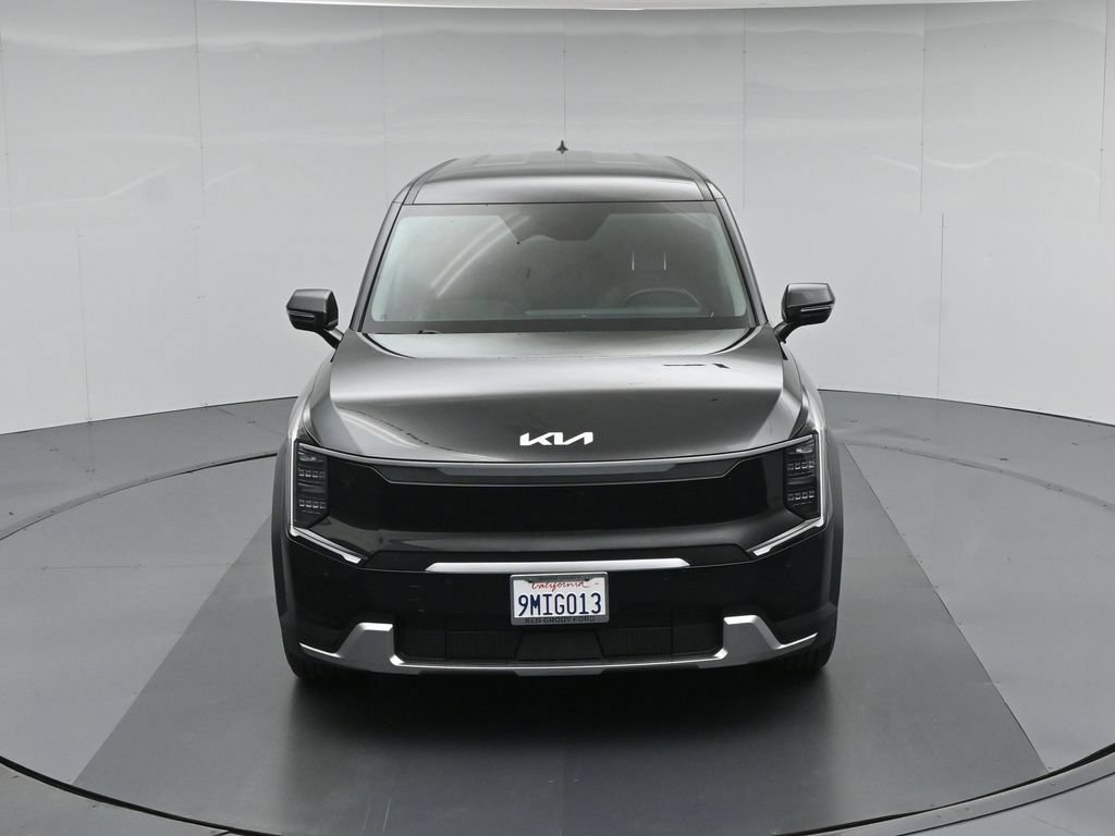 Used 2024 Kia EV9 Light Long Range RWD image 42