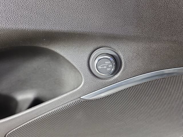 Used 2020 Buick Enclave Essence w/ Sport Touring Edition FWD image 27