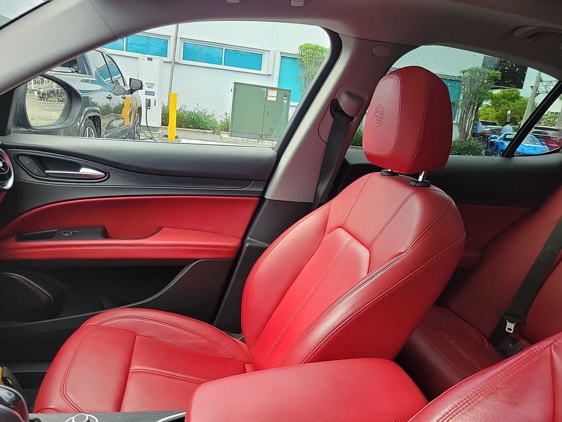 Used 2021 Alfa Romeo Stelvio Sprint w/ Nero Edizione RWD image 28