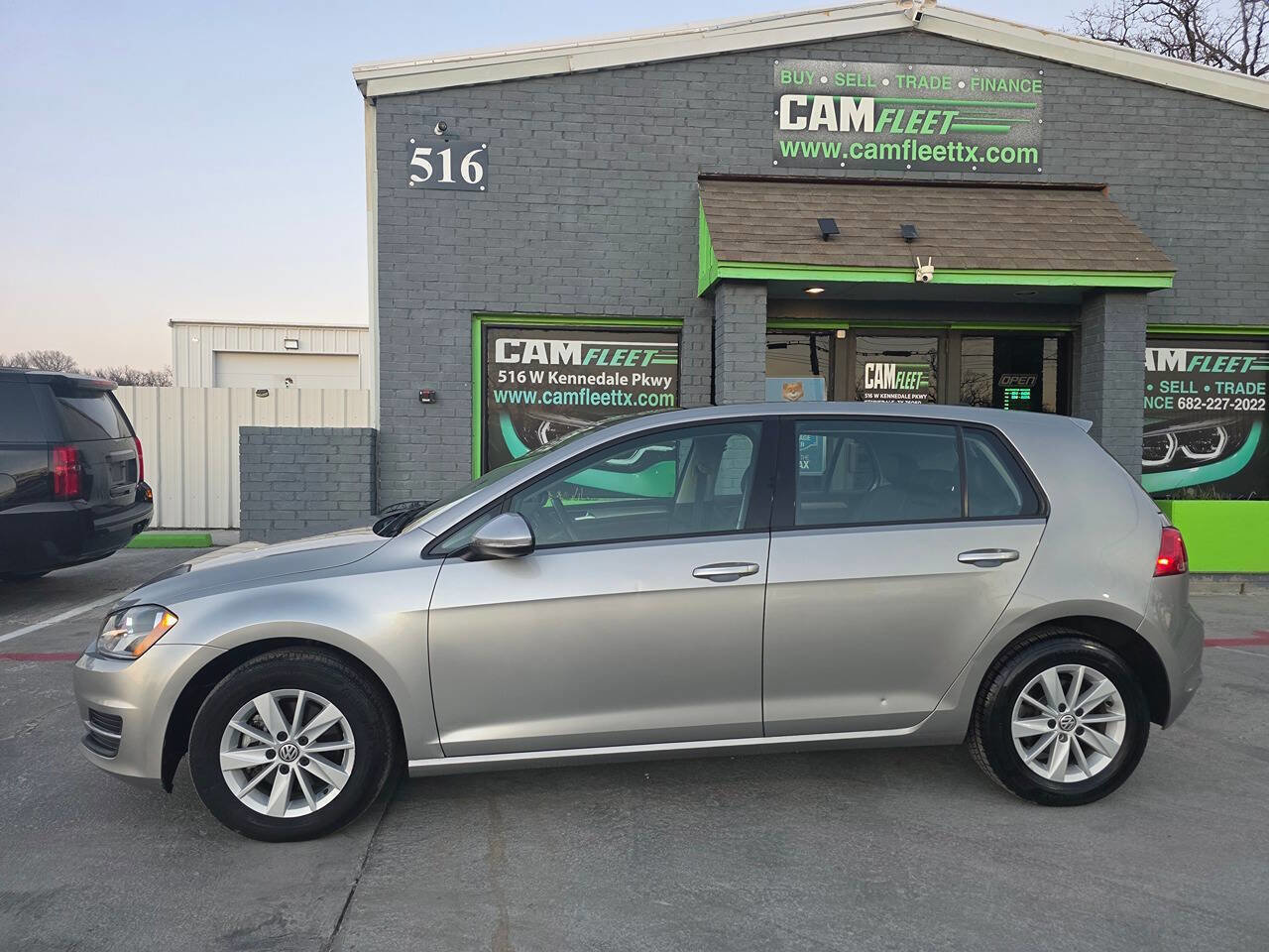 Used 2015 Volkswagen Golf S image 7