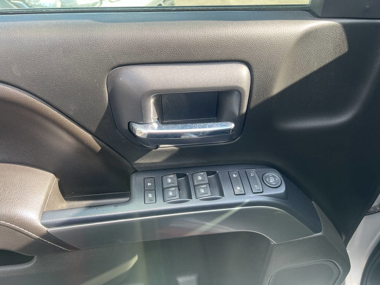 Used 2017 Chevrolet Silverado 1500 LT w/ All Star Edition image 20