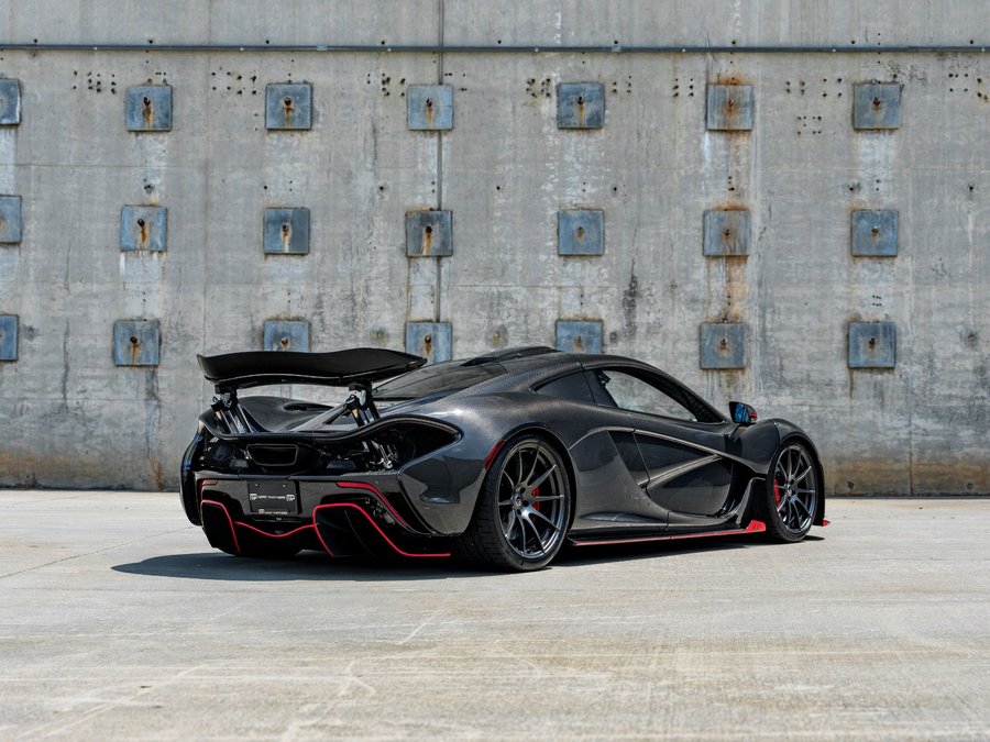 Used 2012 McLaren P1 RWD image 13