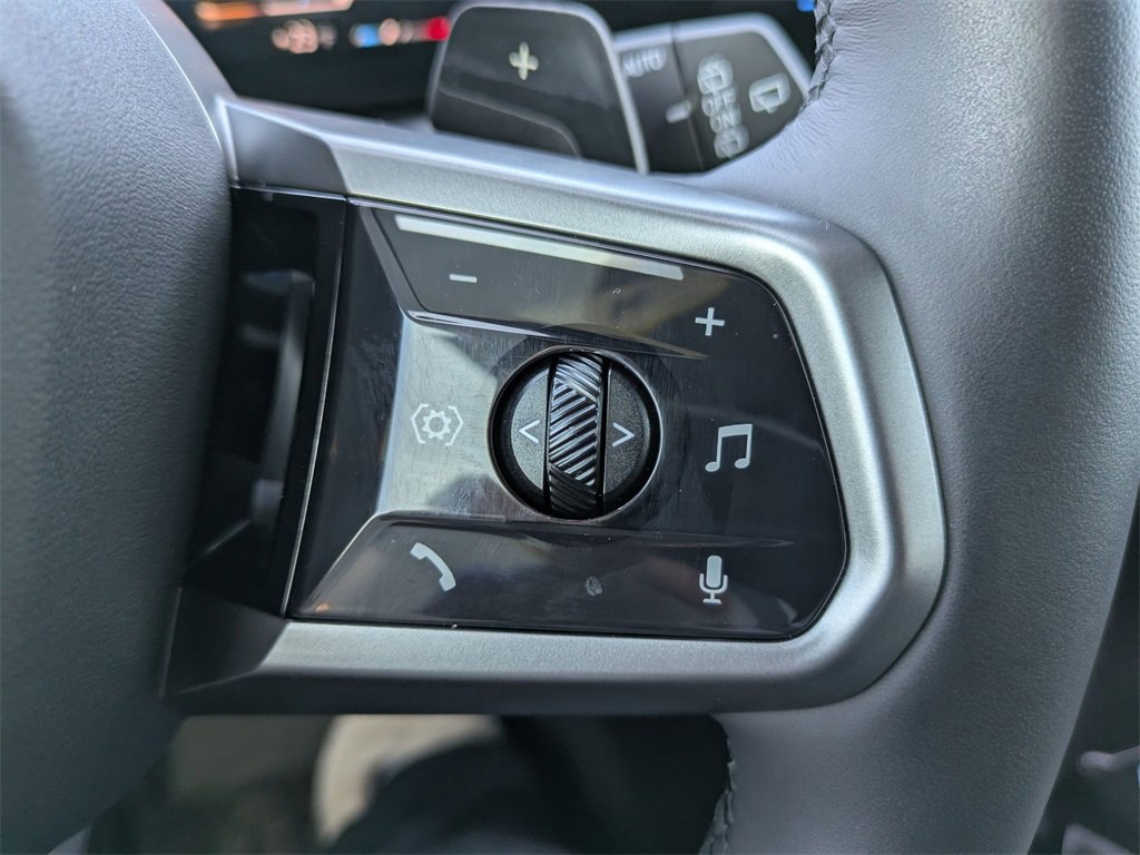 Certified 2025 BMW X3 xDrive30i w/ M Sport Package image 19