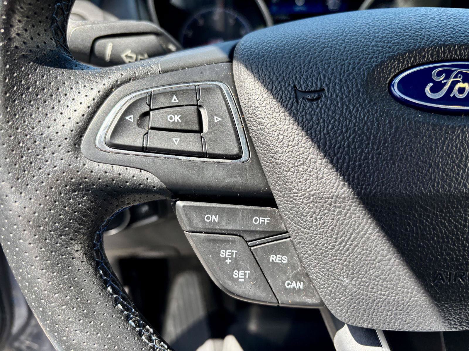 Used 2016 Ford Focus RS AWD/4WD image 27