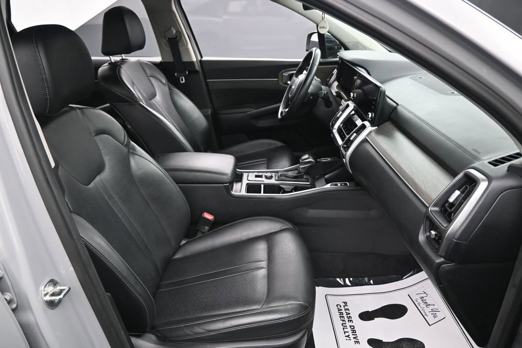 Used 2023 Kia Sorento EX FWD image 35