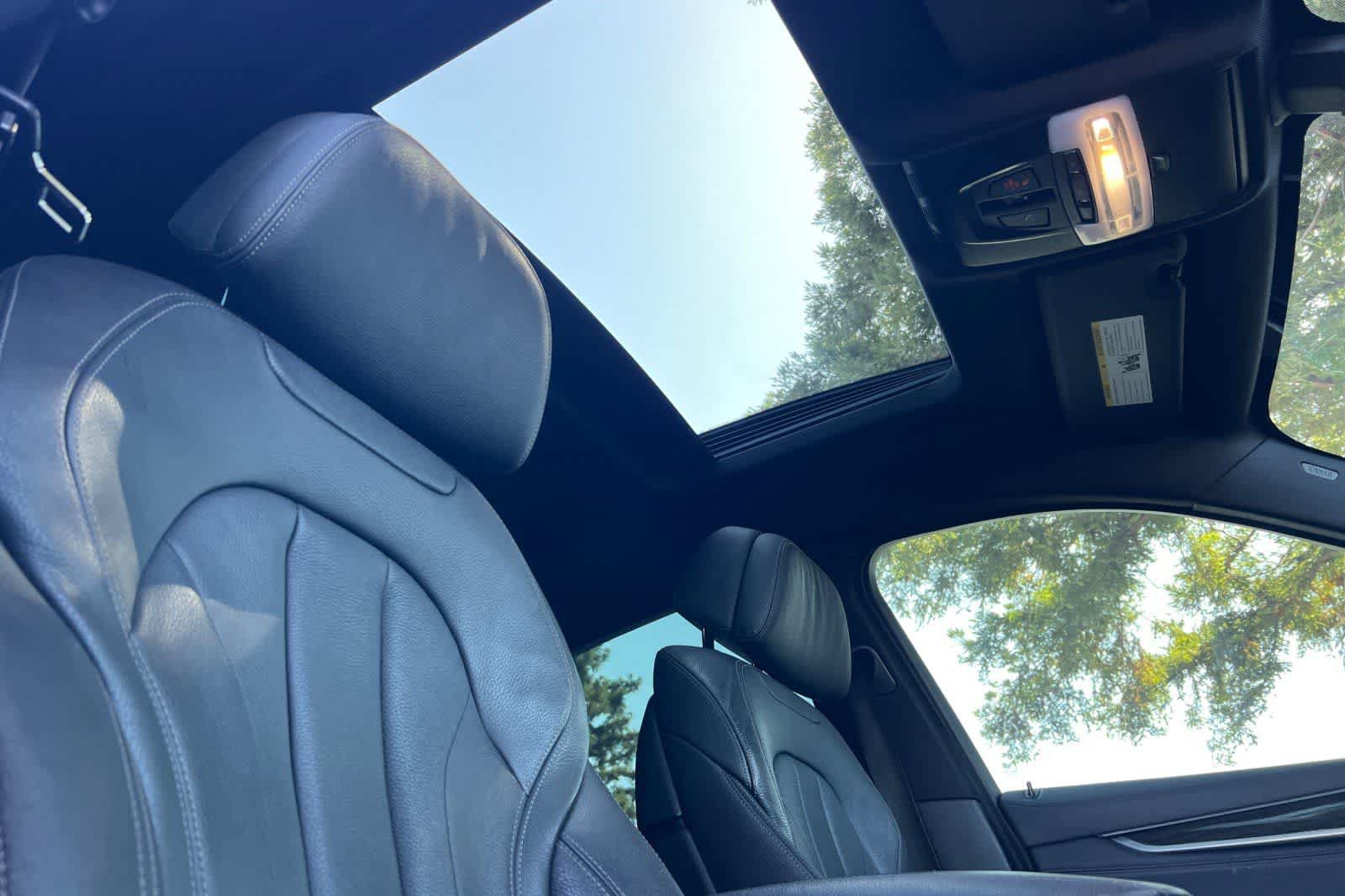 Used 2017 BMW X6 sDrive35i RWD image 18