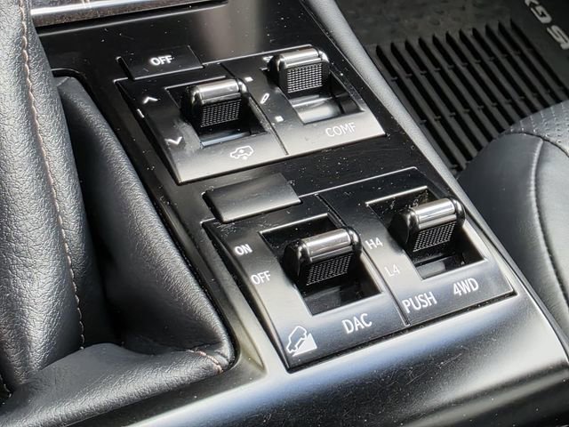 Used 2021 Lexus GX 460 Luxury w/ Accessory Package image 28