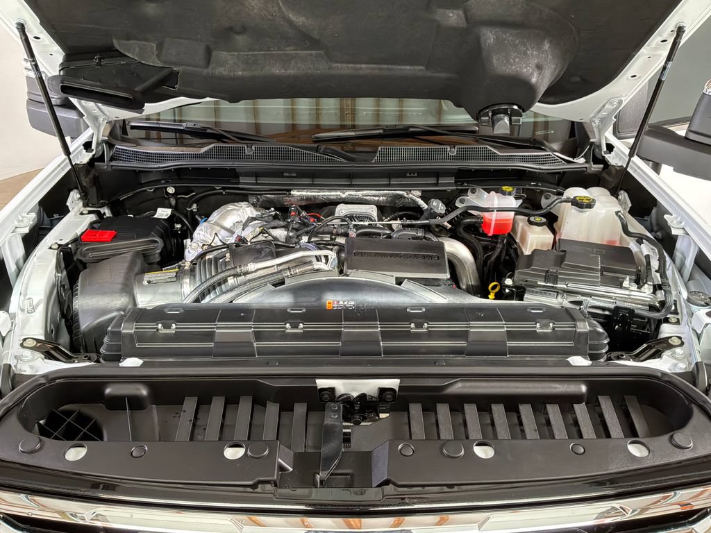 Used 2025 Chevrolet Silverado 3500 LTZ w/ LTZ Plus Package AWD/4WD image 28