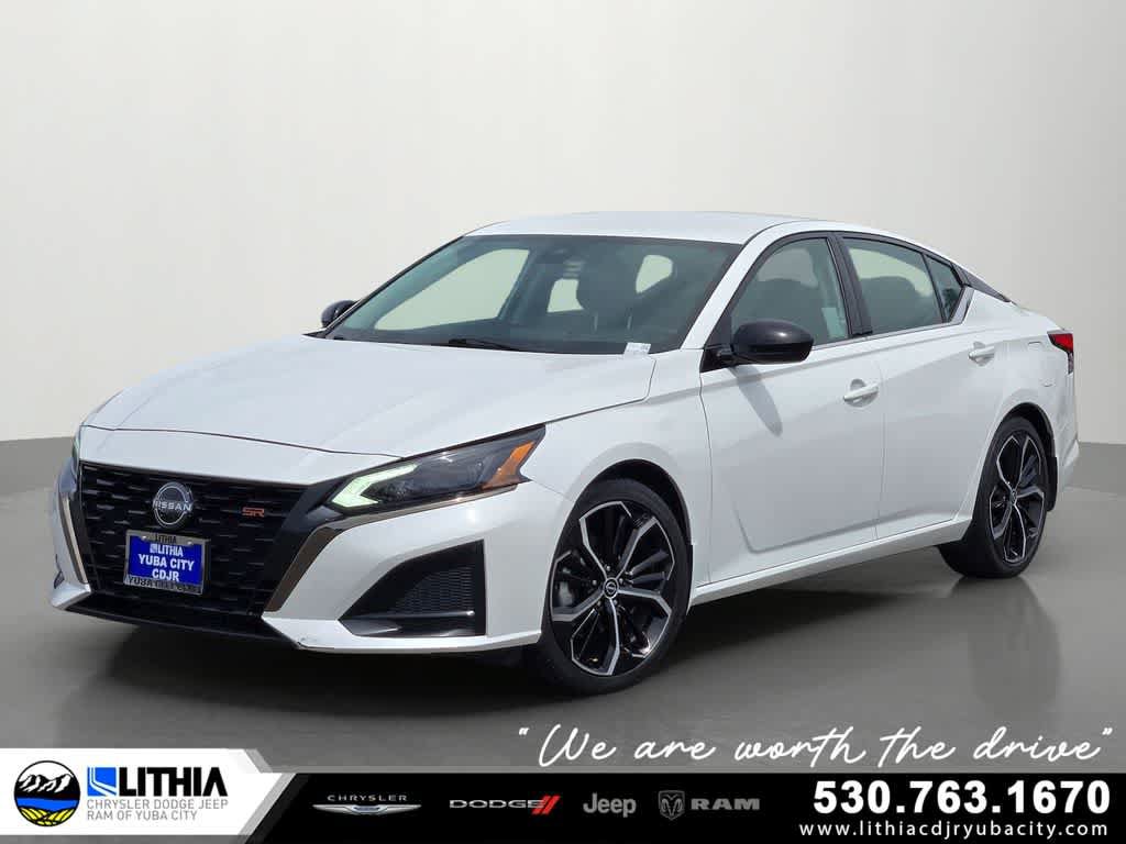 Used 2024 Nissan Altima 2.5 SR