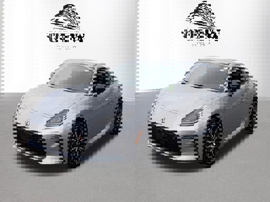 Used 2025 Toyota GR86 w/ ALL Weather Mat Package (TMS) RWD image 6