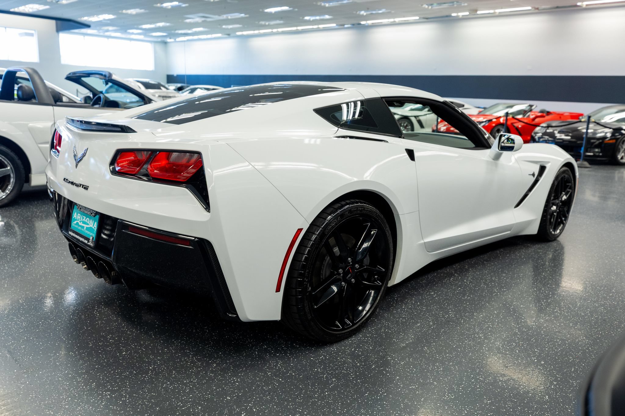 Used 2018 Chevrolet Corvette Stingray Coupe w/ 1LT RWD image 5