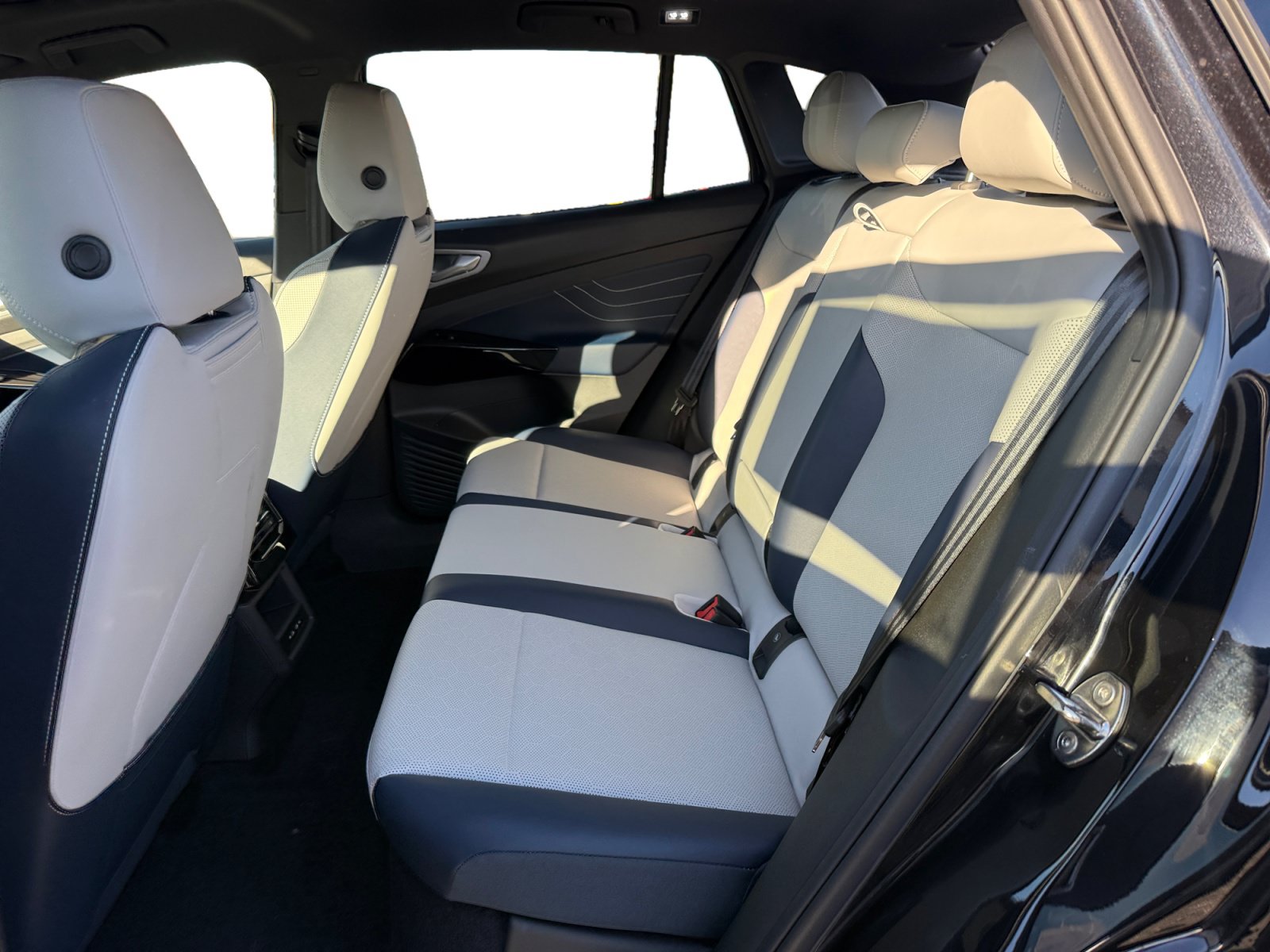 New 2026 Volkswagen ID.4 Pro S RWD image 16