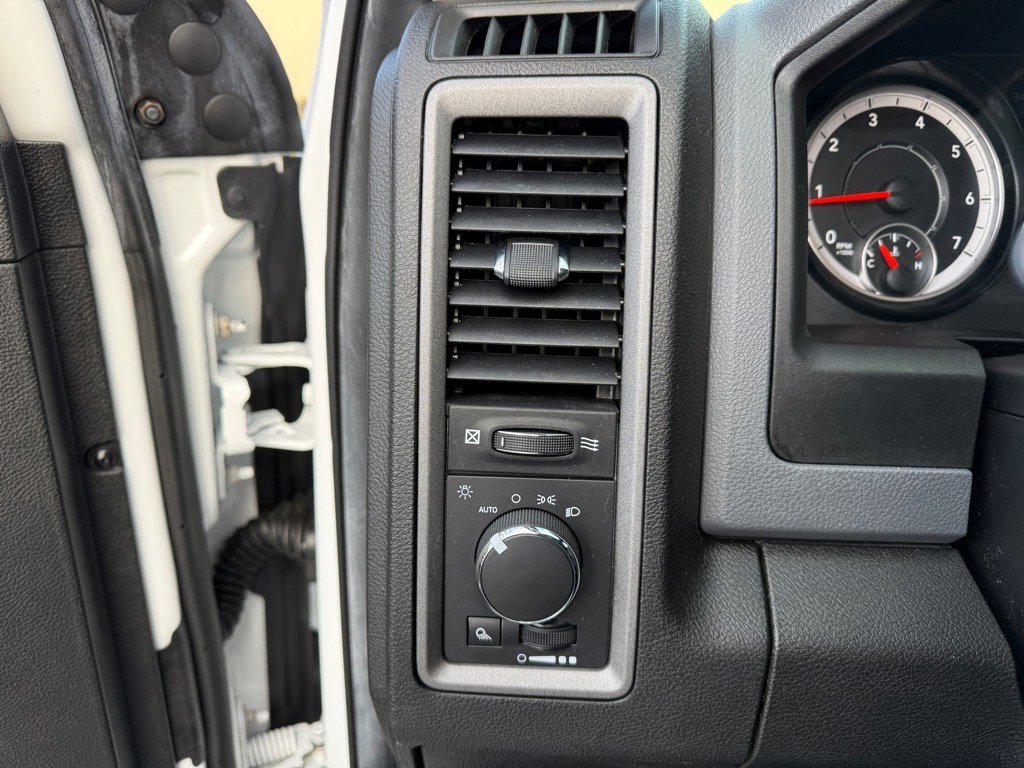 Used 2019 RAM 1500 Tradesman w/ Popular Equipment Group RWD image 28