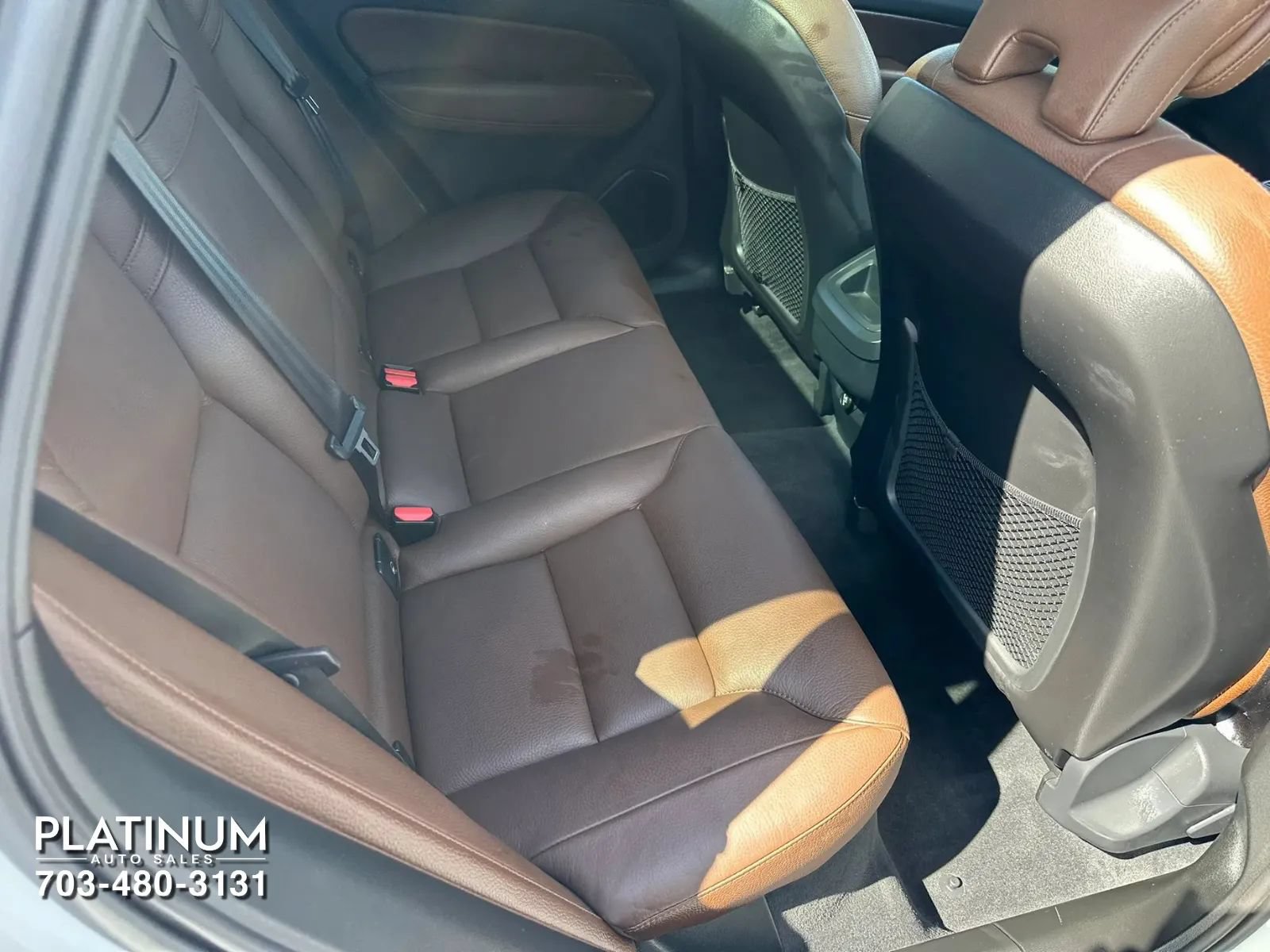Used 2019 Volvo XC60 T5 Momentum w/ Multimedia Package AWD/4WD image 14