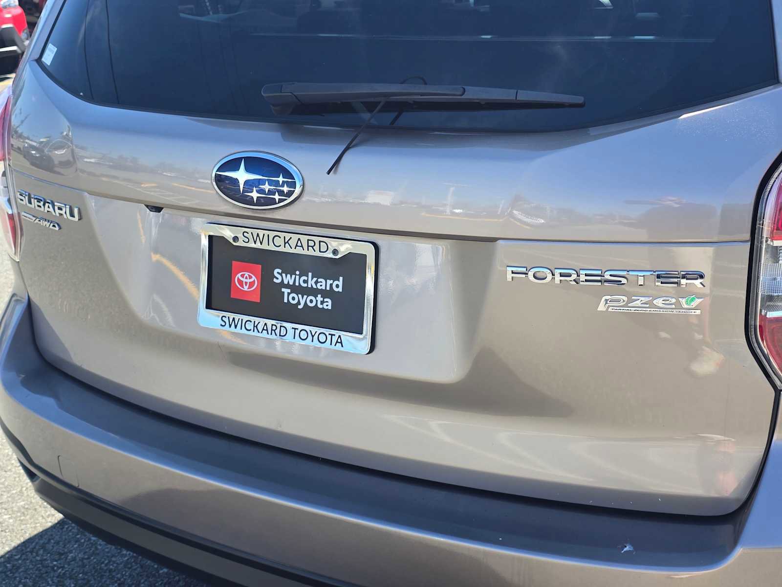 Used 2016 Subaru Forester 2.5i Limited AWD/4WD image 13