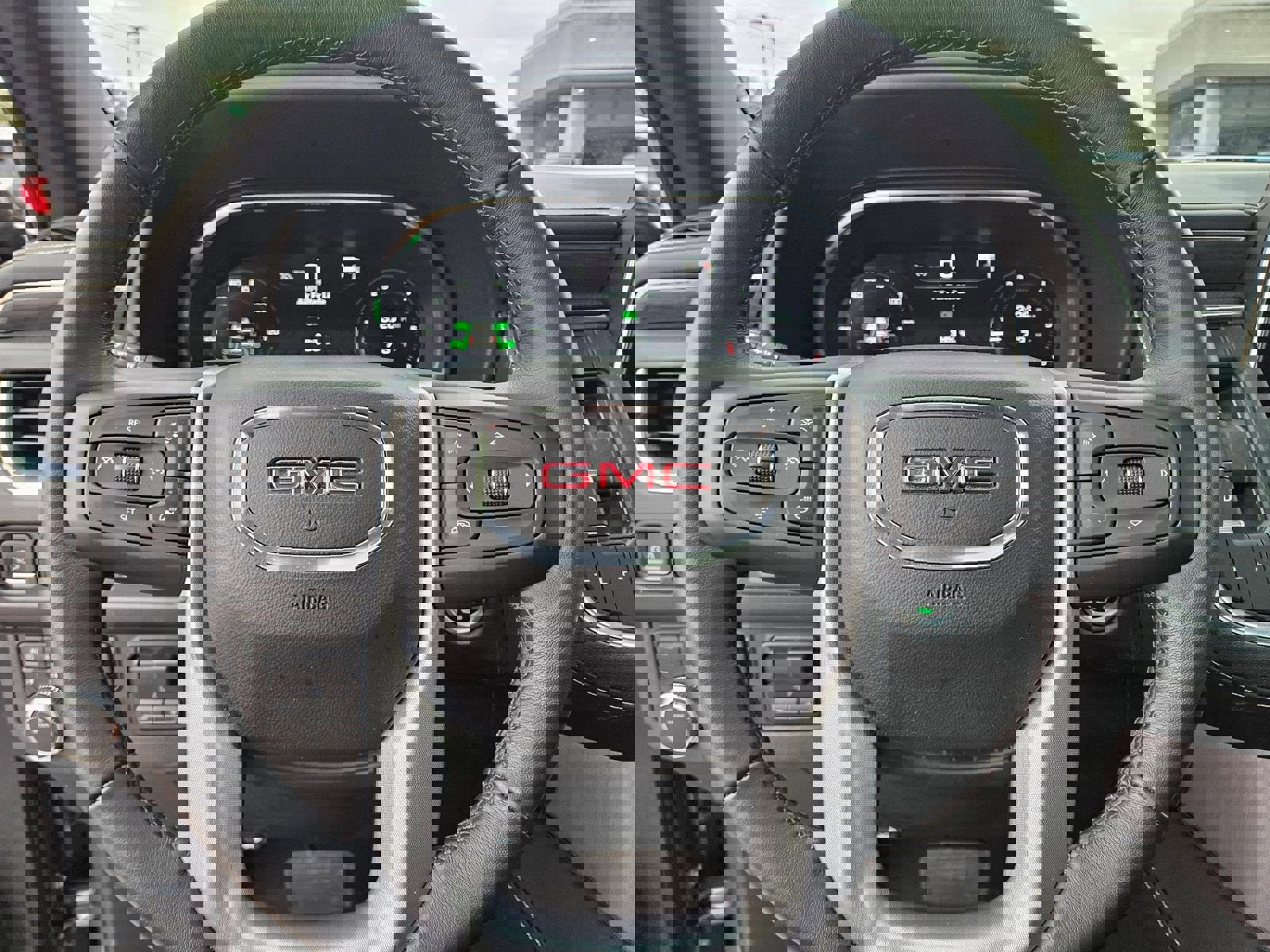 Used 2022 GMC Yukon SLT w/ SLT Luxury Package image 11