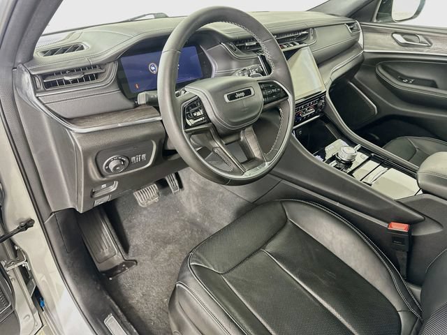 Used 2023 Jeep Grand Cherokee L Overland AWD/4WD image 25