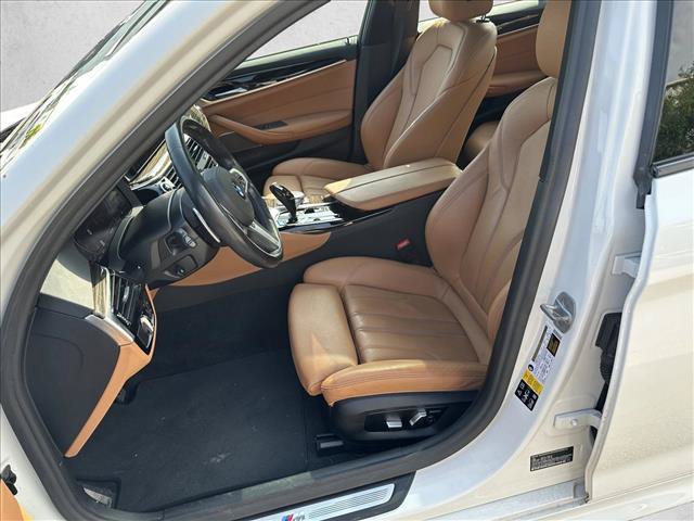 Used 2021 BMW 540i xDrive w/ M Sport Package AWD/4WD image 12