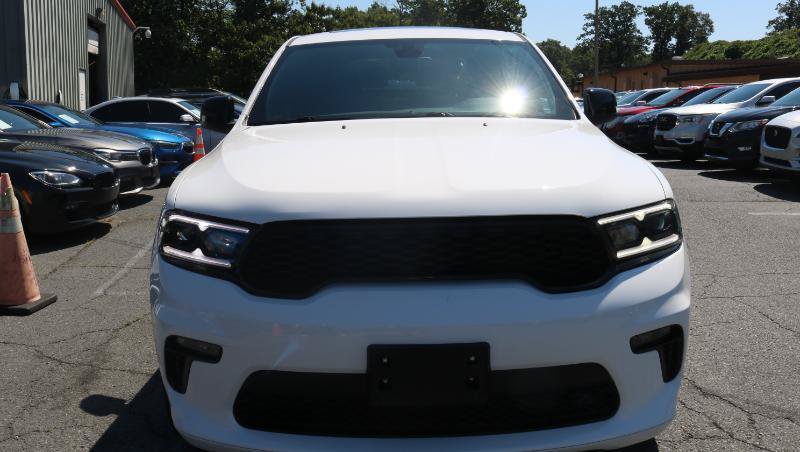 Used 2022 Dodge Durango SXT w/ Blacktop Package AWD/4WD image 2