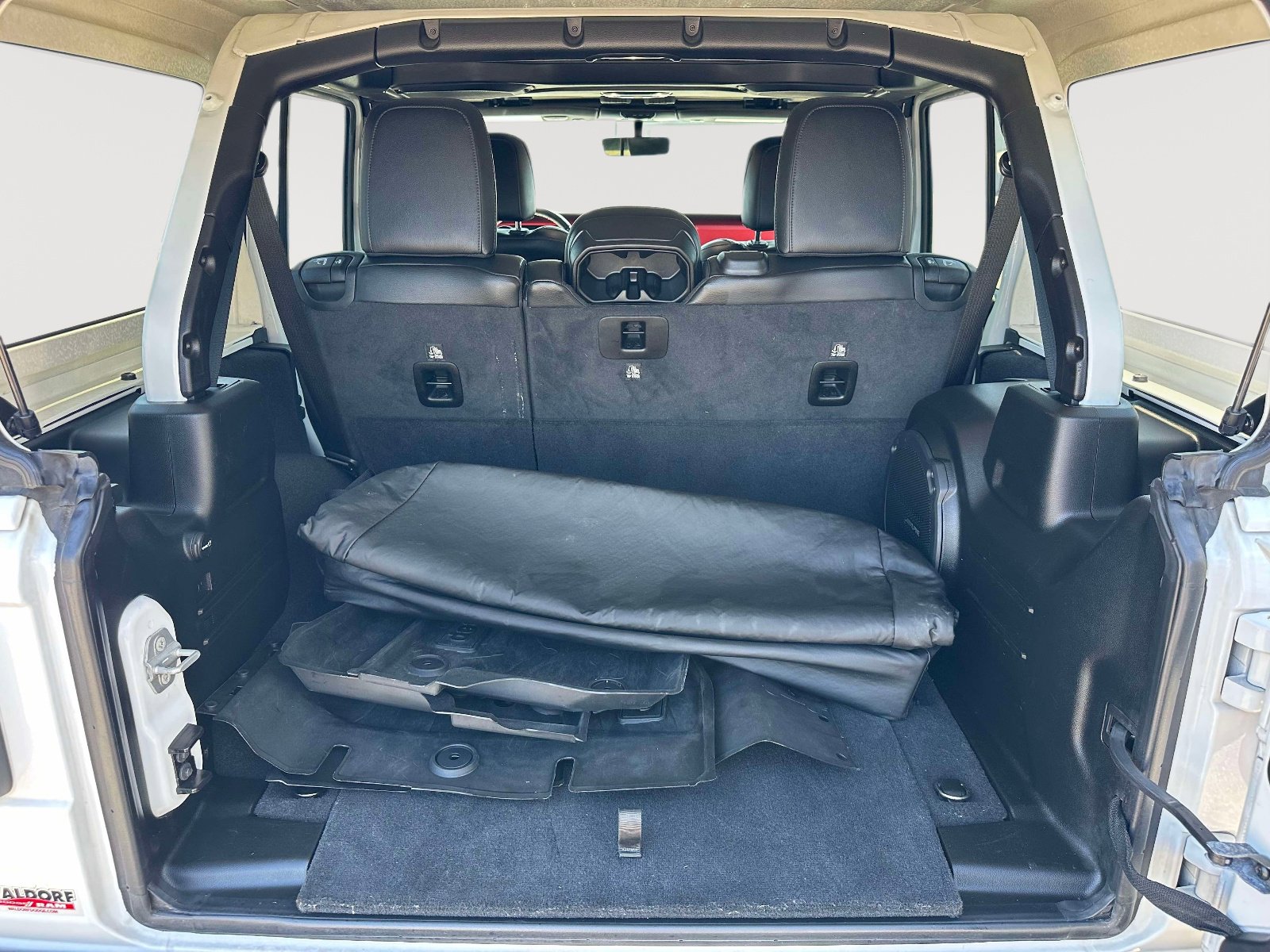 Used 2021 Jeep Wrangler Unlimited Rubicon AWD/4WD image 29