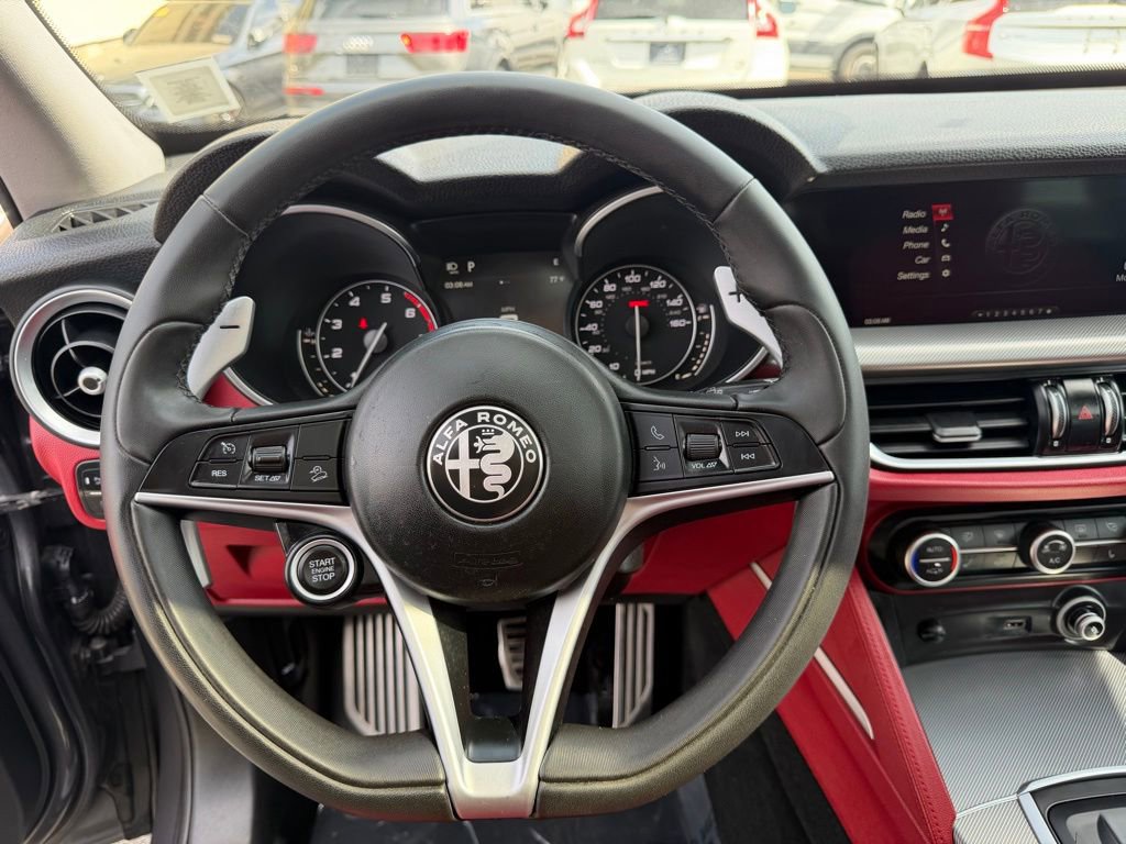 Used 2019 Alfa Romeo Stelvio Sport w/ Quick Order Package 22J Sport AWD/4WD image 14