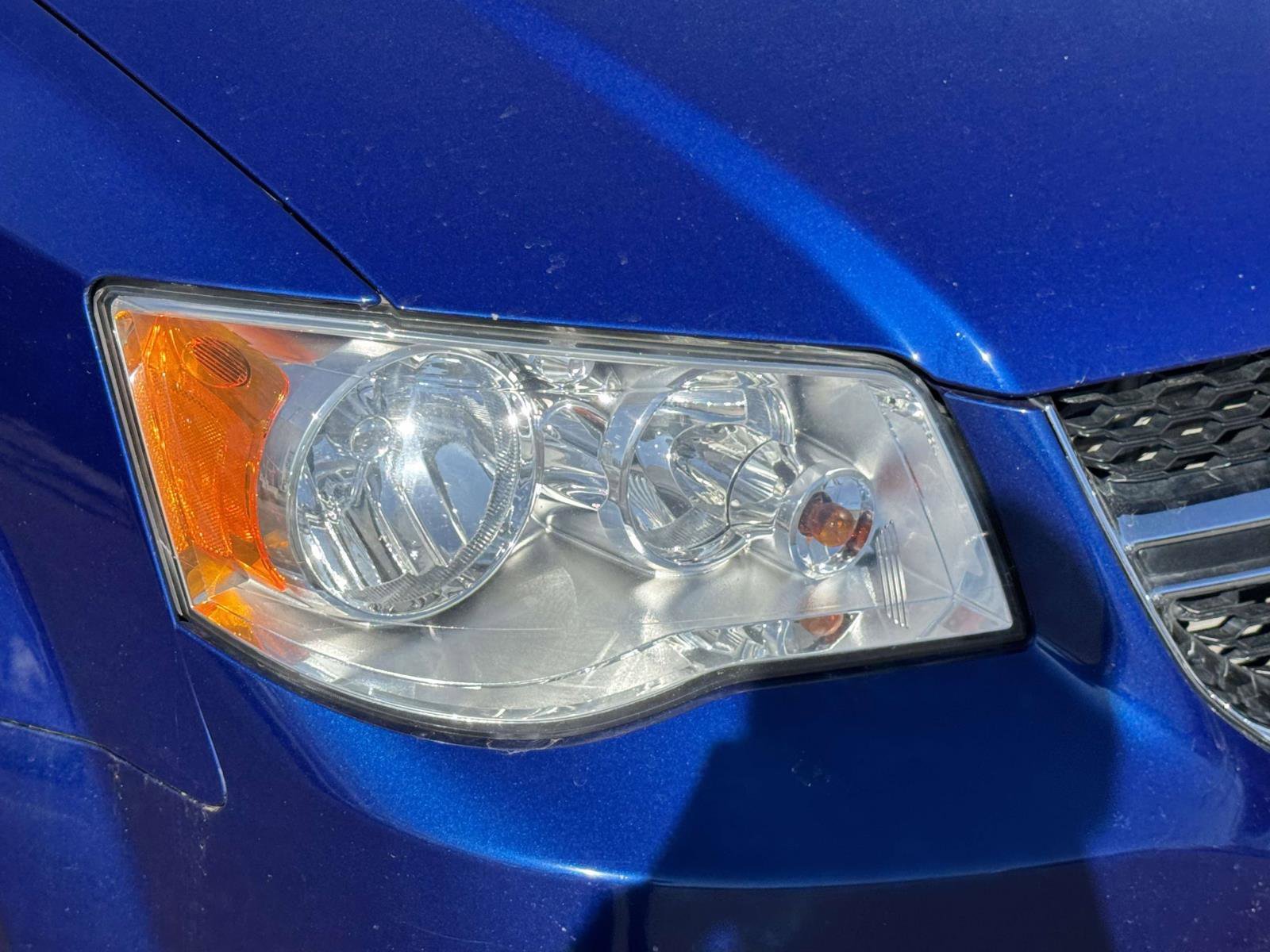 Used 2019 Dodge Grand Caravan SXT image 7