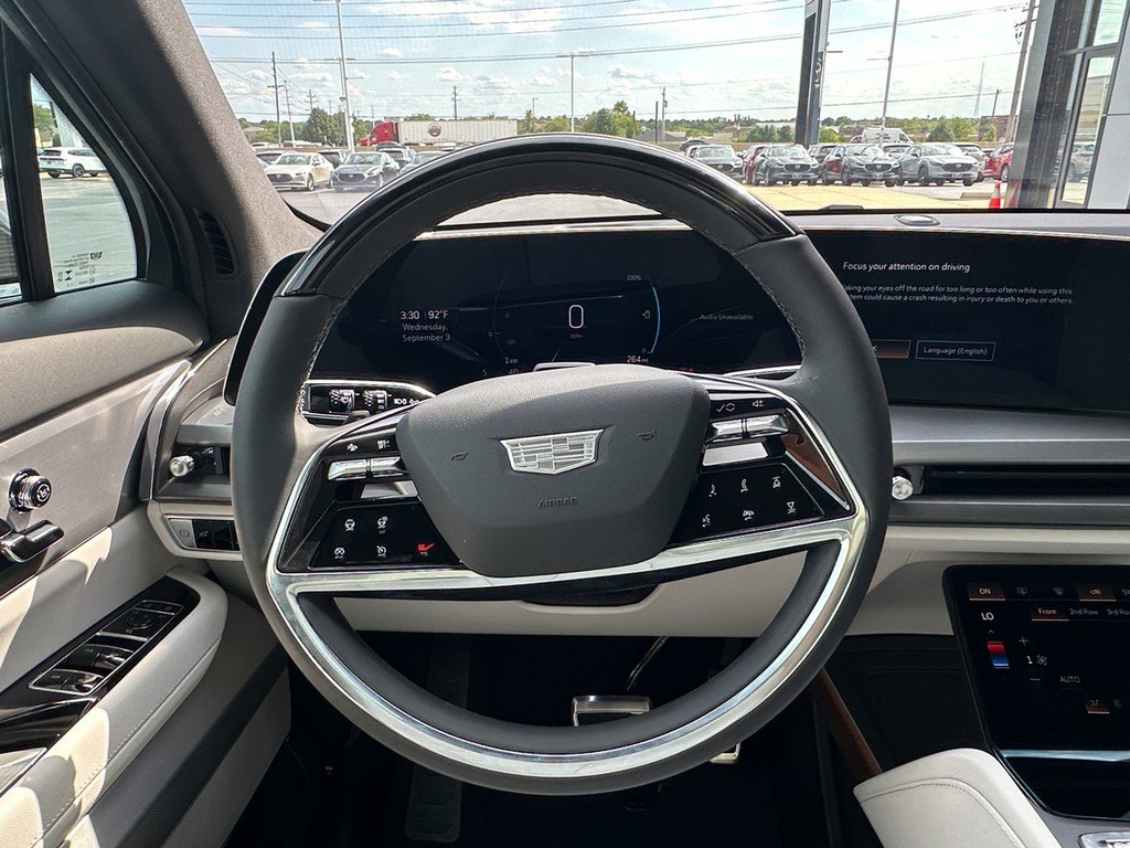 New 2026 Cadillac Vistiq Luxury image 11