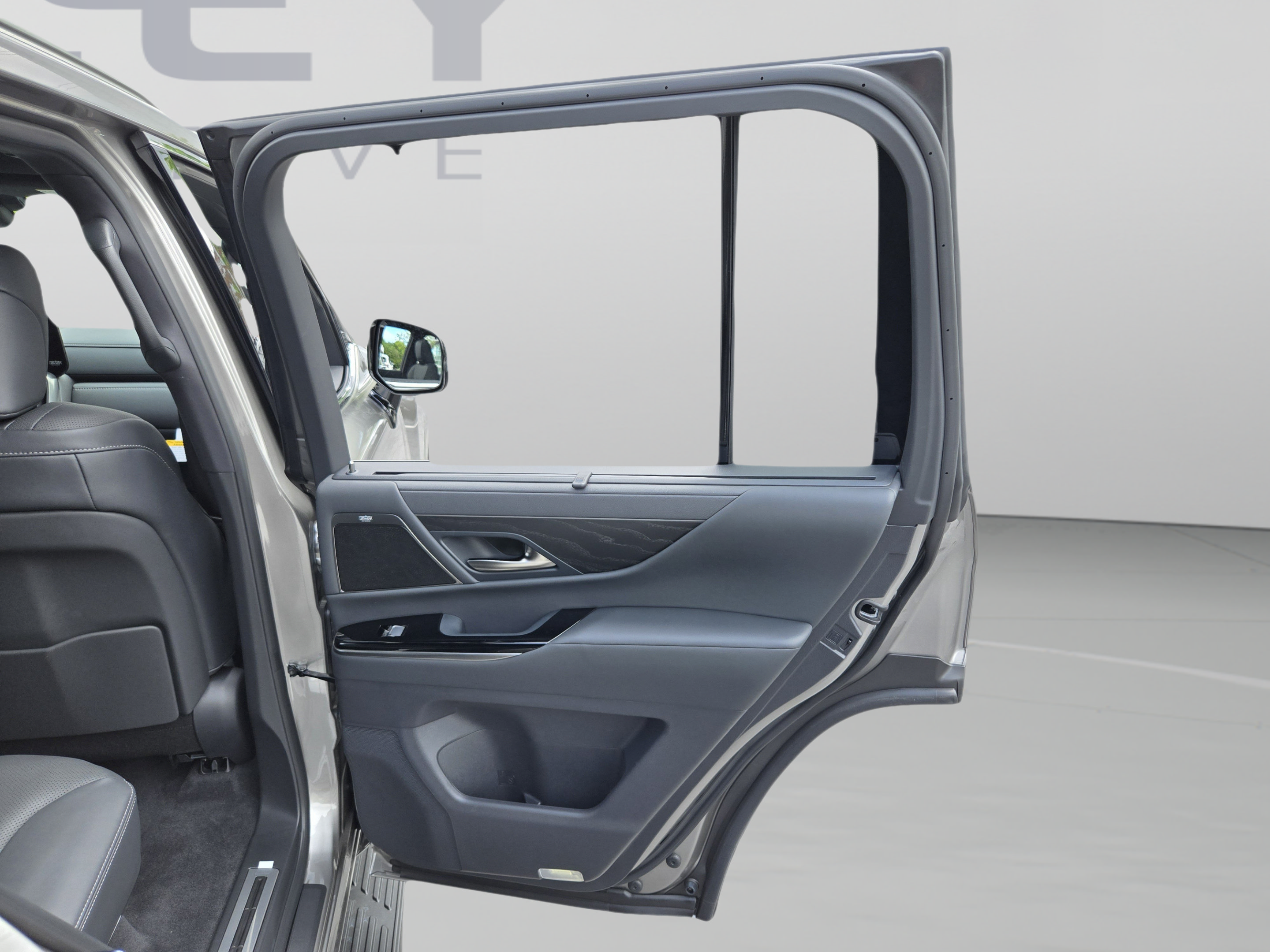 New 2026 Lexus LX 700h Luxury AWD/4WD image 26