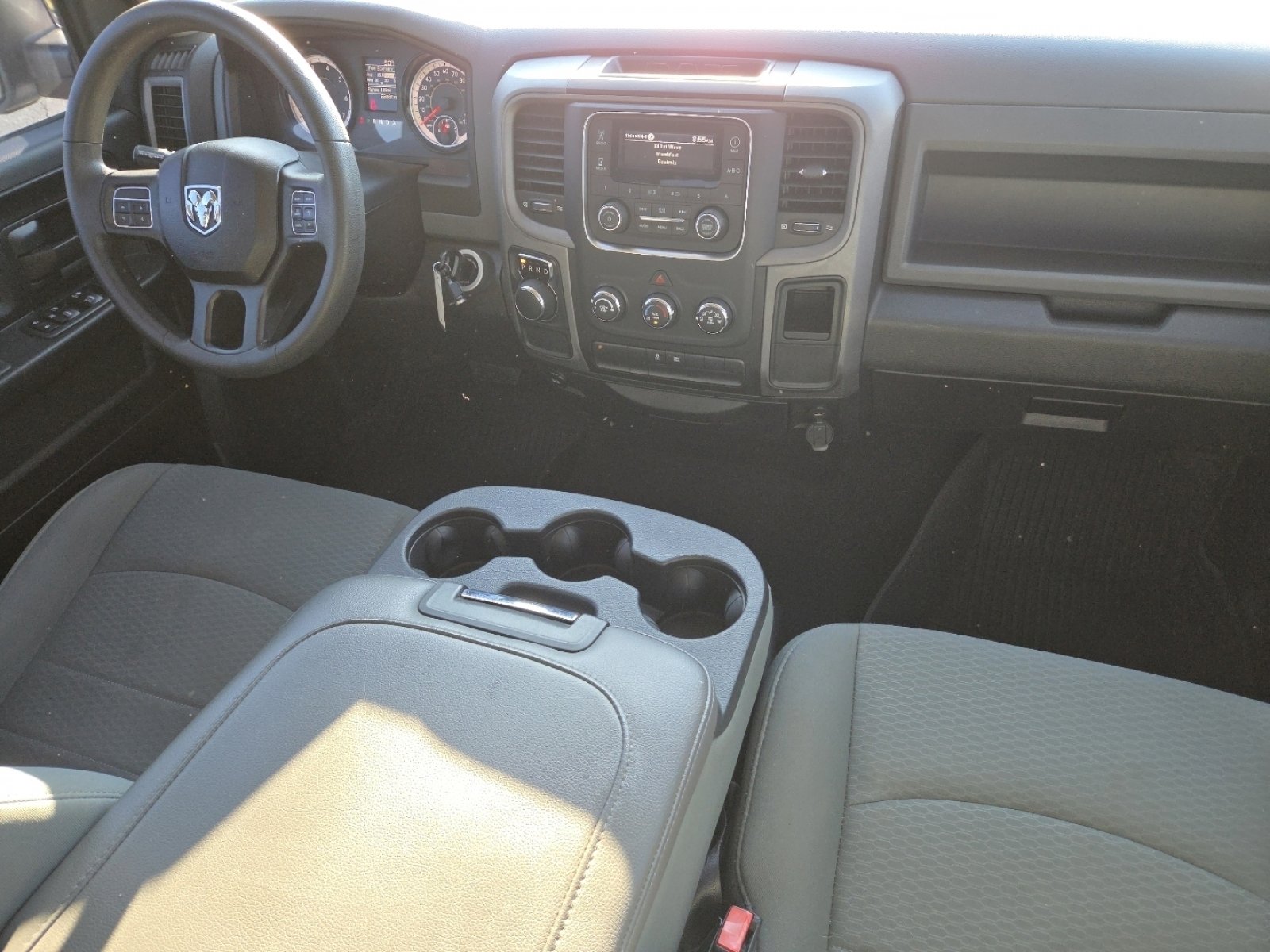 Used 2018 RAM 1500 Express image 24