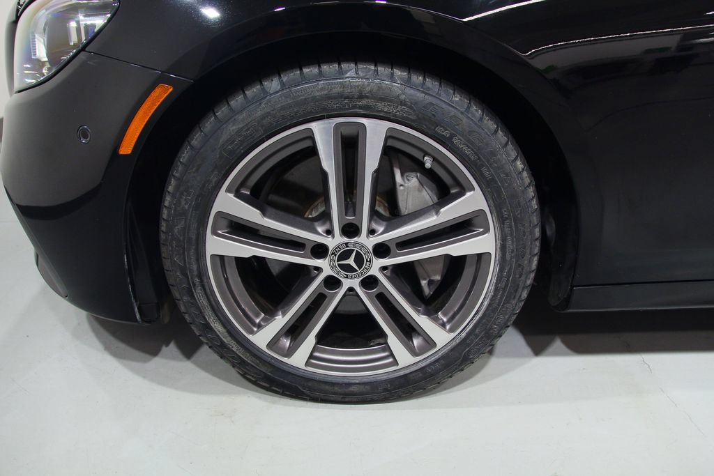 Certified 2021 Mercedes-Benz E 350 4MATIC Sedan image 19