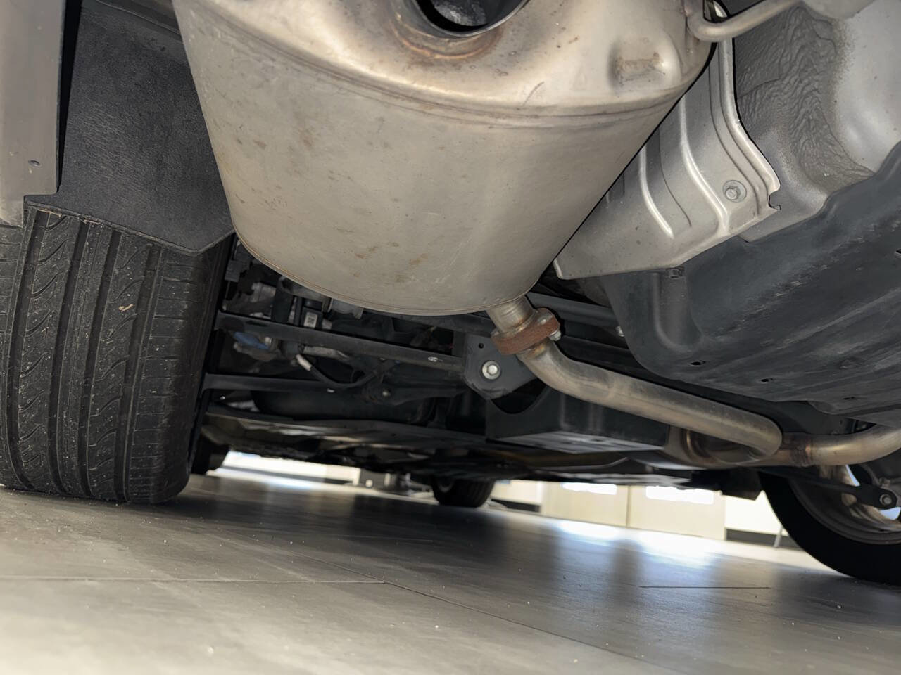 Used 2017 Acura TLX V6 w/ Advance Package image 22