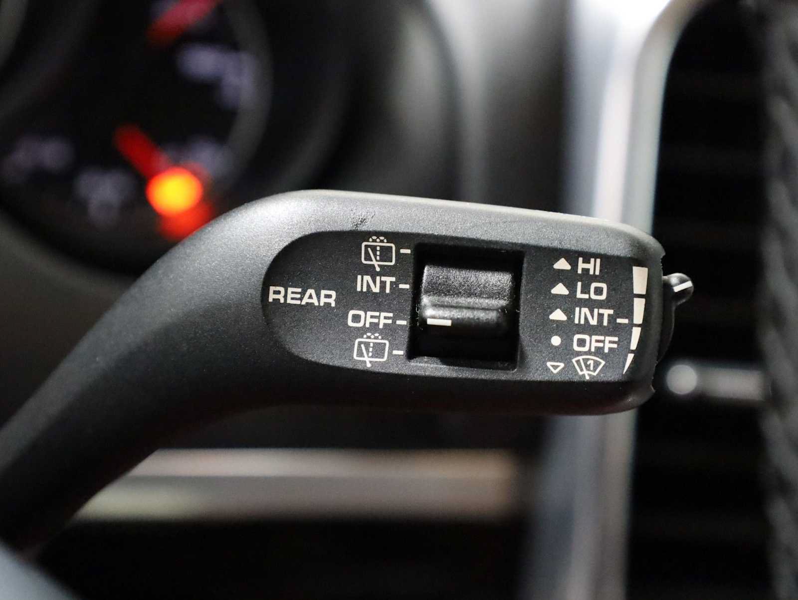 Used 2016 Porsche Cayenne AWD/4WD image 30