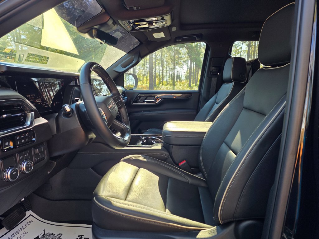 Used 2026 GMC Yukon Elevation w/ Elevation Premium Package RWD image 14